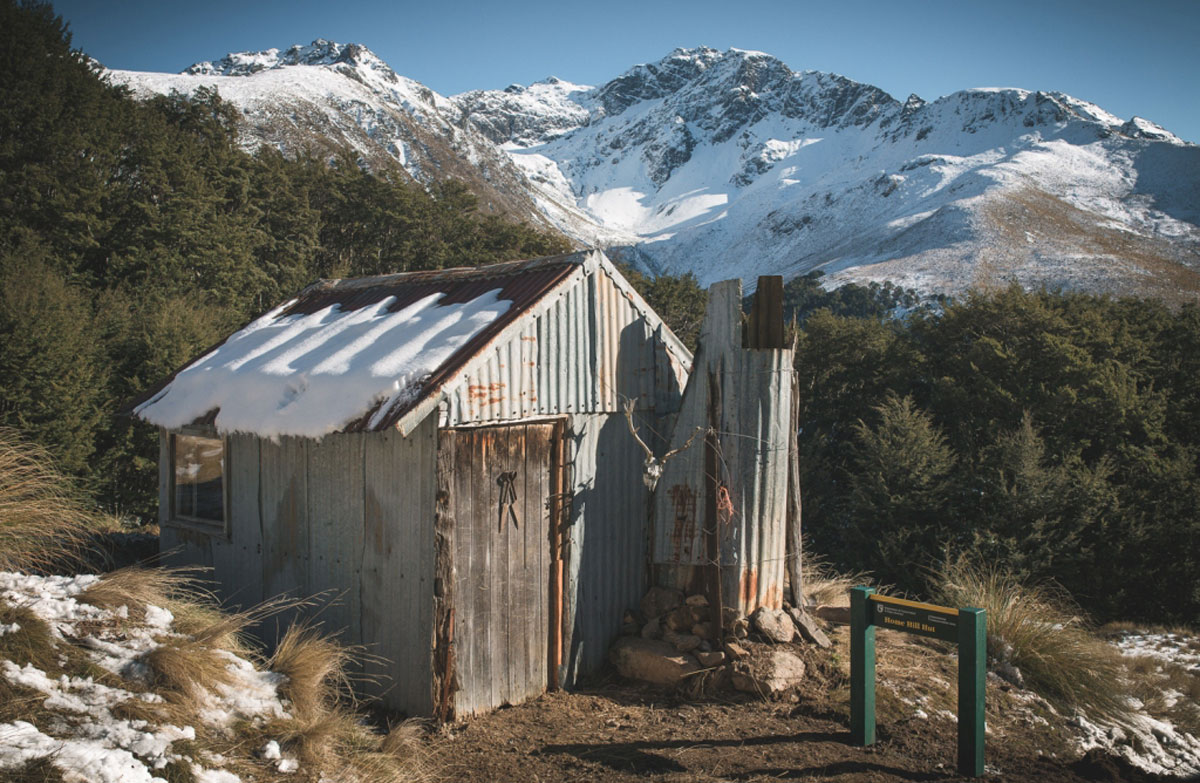 Home Hill Hut: Greenstone and Caples Conservation Areas