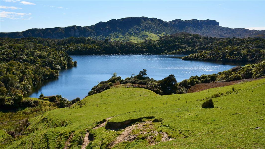 Kaihoka Lakes. 