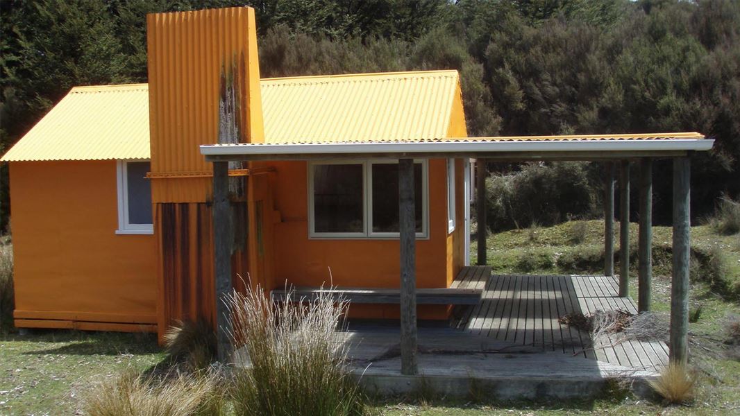 Middle Hill Hut 