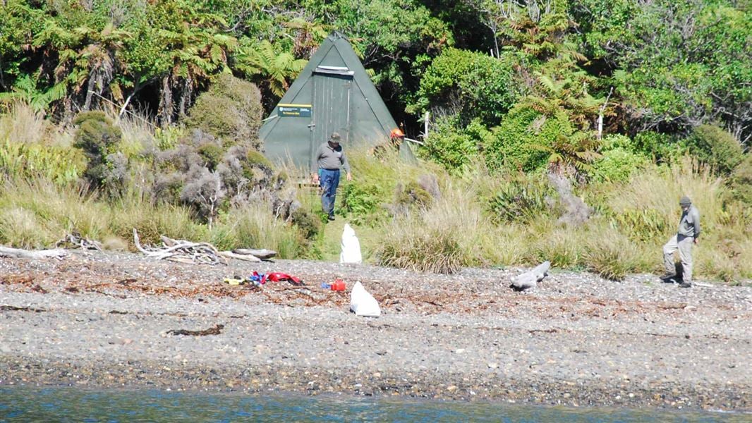 Te Oneroa A-Frame Hut.