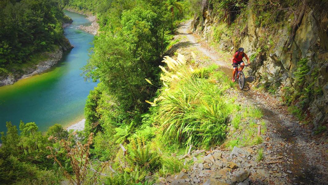 Cycling the Old Ghost Road