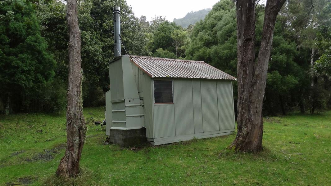 Kawakawa Hut. 