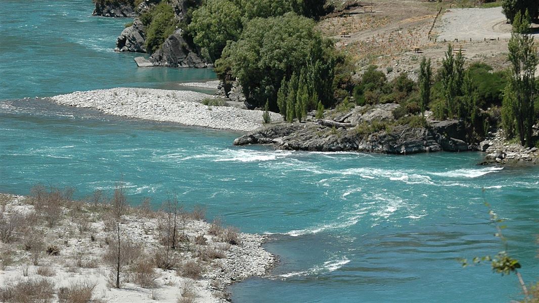 Gibbston River Trail. 