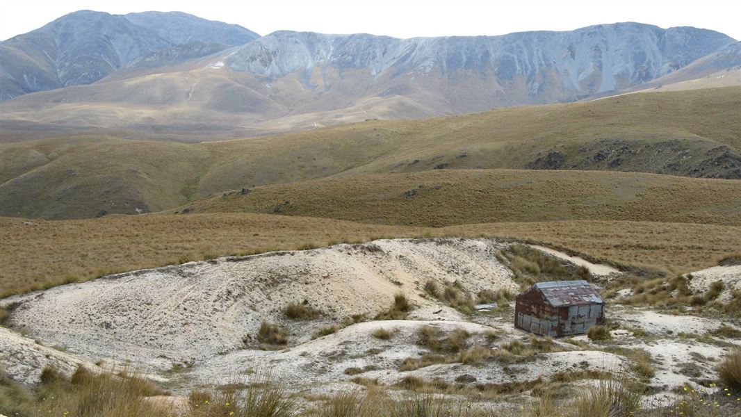 Brown Hut, Oteake Conservation Park. 