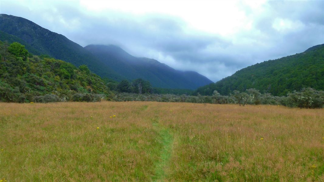 Doubtful valley tracks & routes.