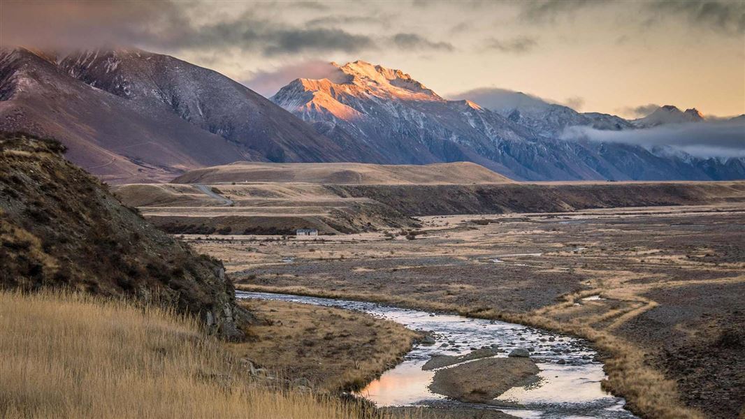 Ahuriri River. 