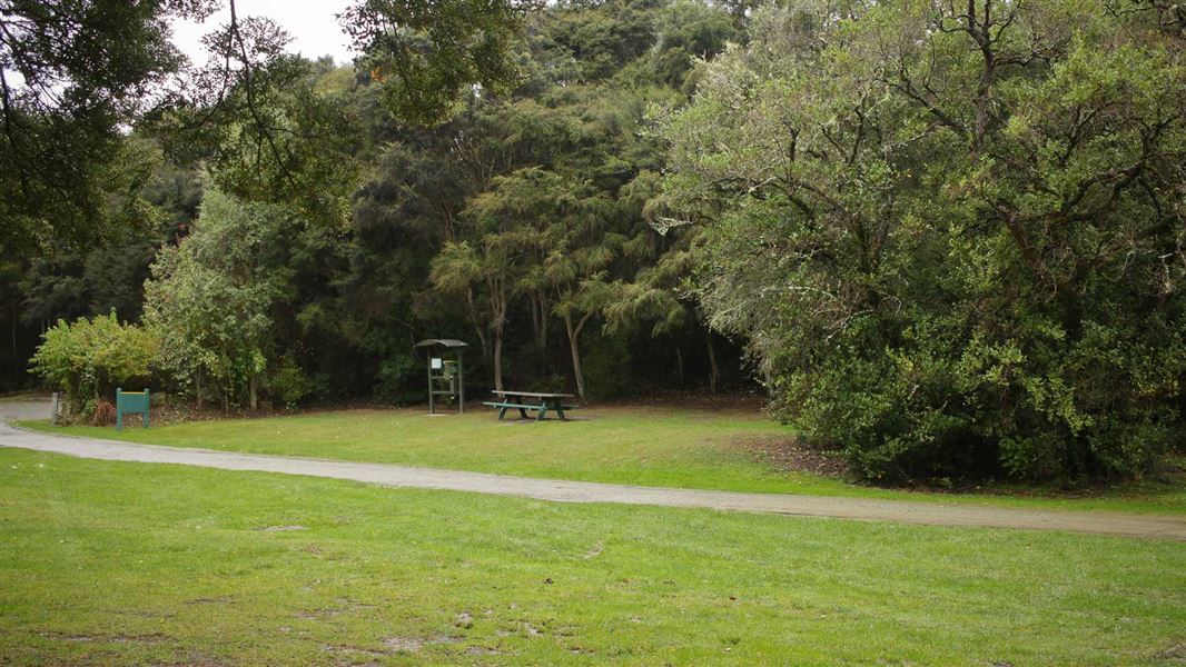 Trotters Gorge Campsite. 