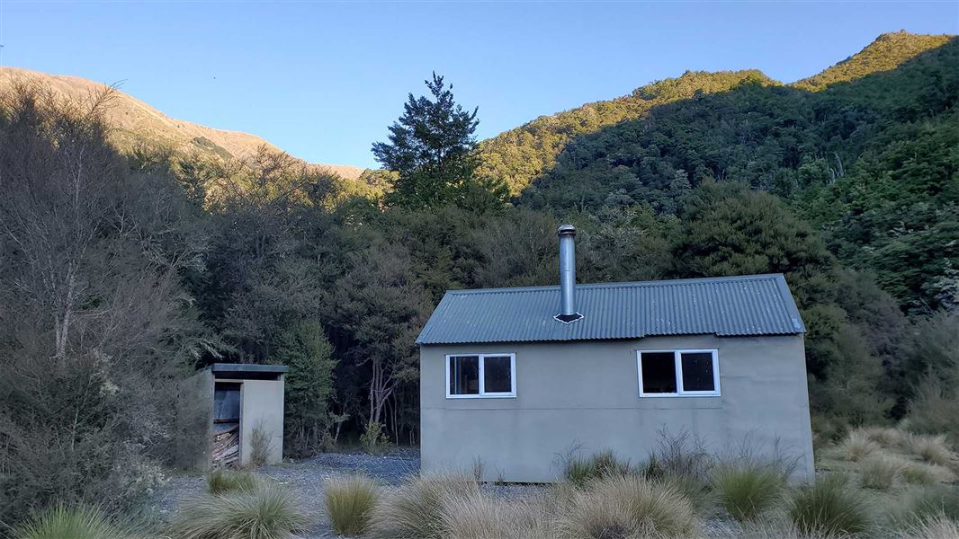 Lake Alexander Hut