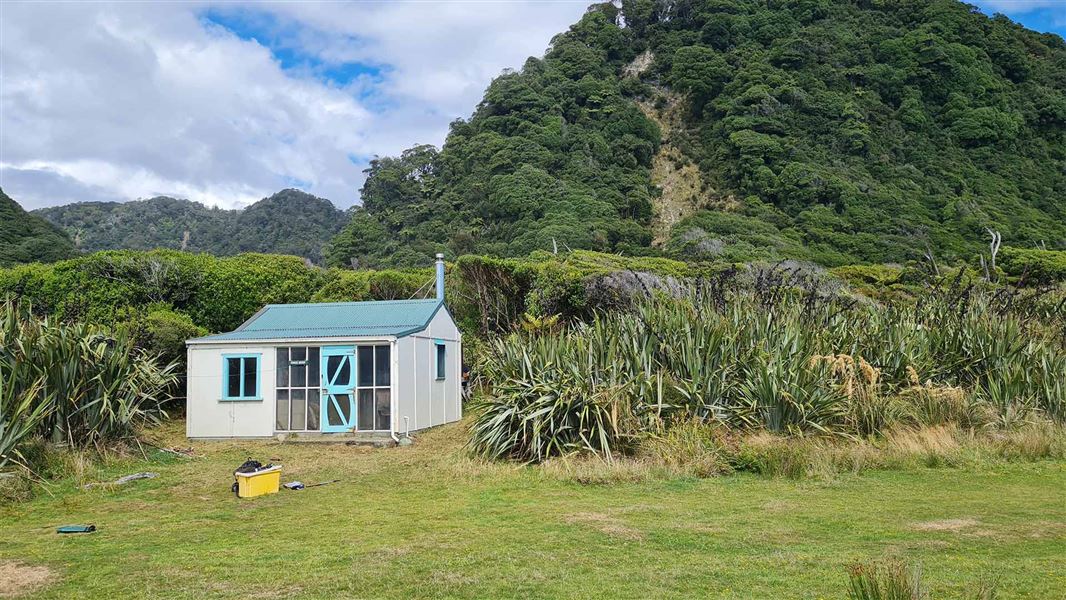 Gorge River Hut in South Westland