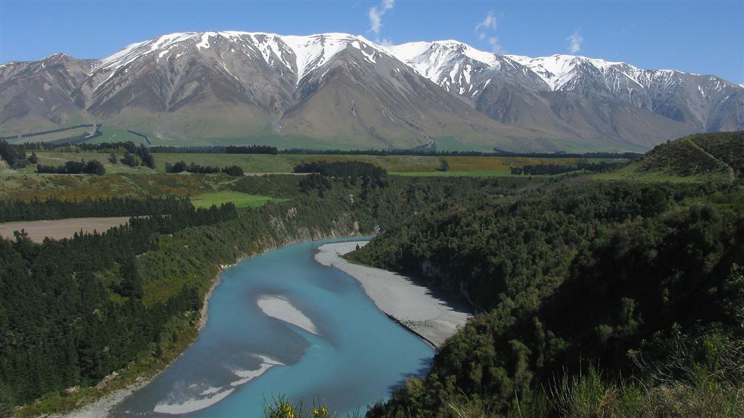 Rakaia Gorge Walkway. 