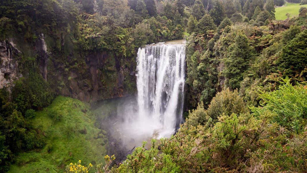 Omaru Falls. 