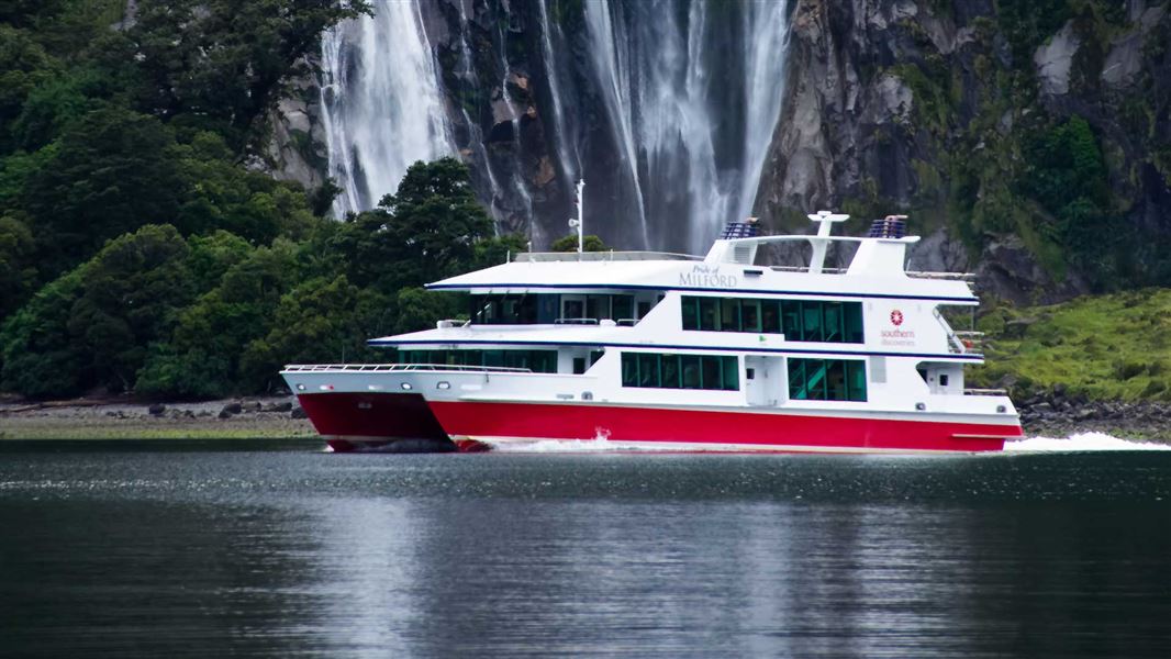 Bowen Falls, Milford Sound. 