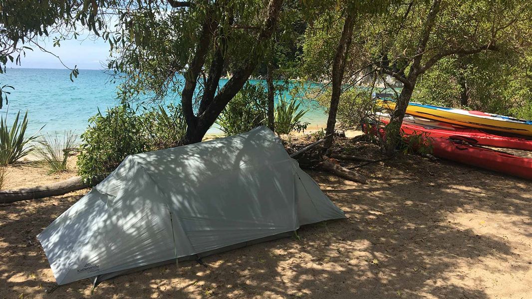 Onetahuti Bay Campsite. 