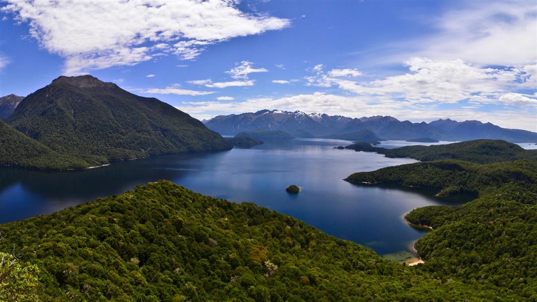 Lake Manapouri.