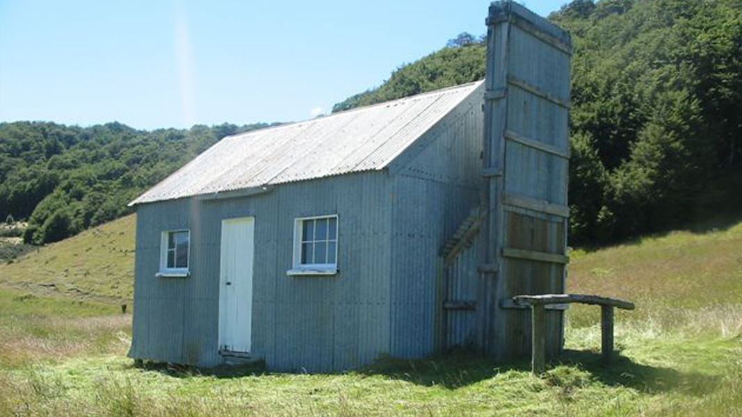 Upper Oreti Hut. 