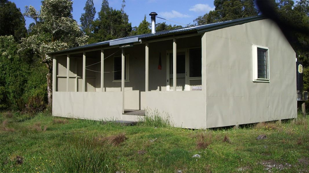 Coppermine Creek Hut. 