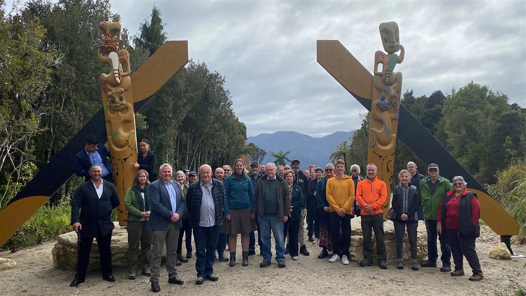 The waharoa unveiled at new Ōparara viewpoint