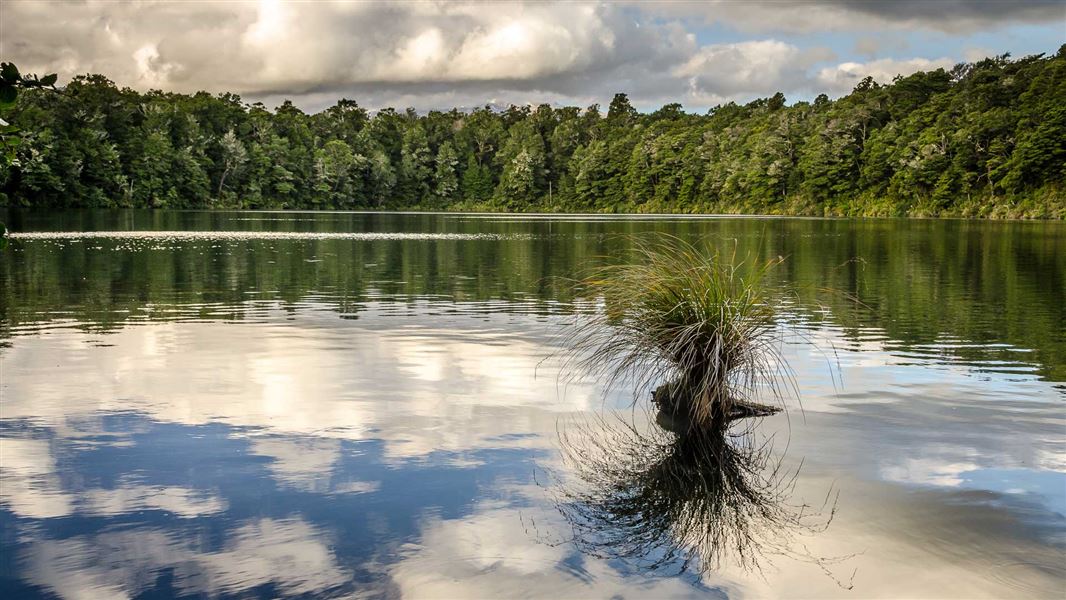 Lake Rotokura