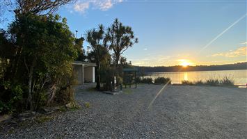 Lake Ianthe Matahi Campsite — photo 3